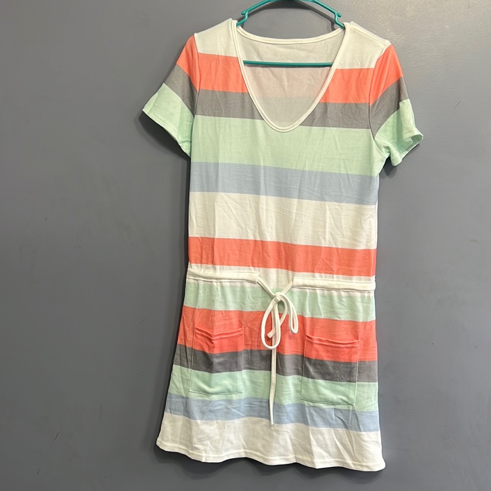 Low cut new dress